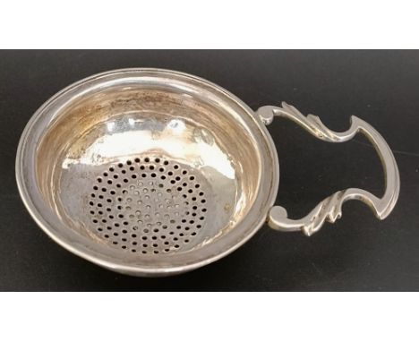 A George III silver orange/lemon strainer, London 1797, 1.3 ozt