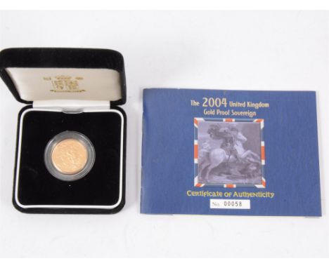 Proof Full Sovereign Elizabeth II 2004 - in black velvet case with Royal Mint leaflet number 00058 and outer cardboard box.