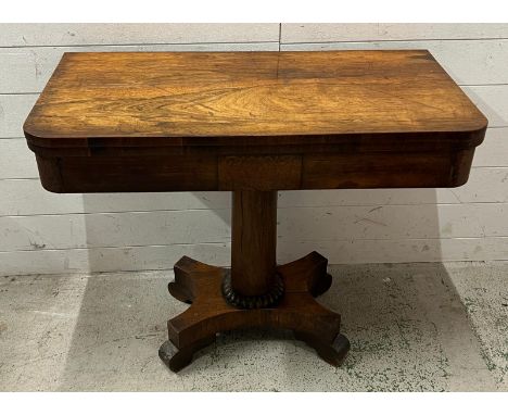 William IV style card table on turned supports (Folded H72cm W92cm D48cm)