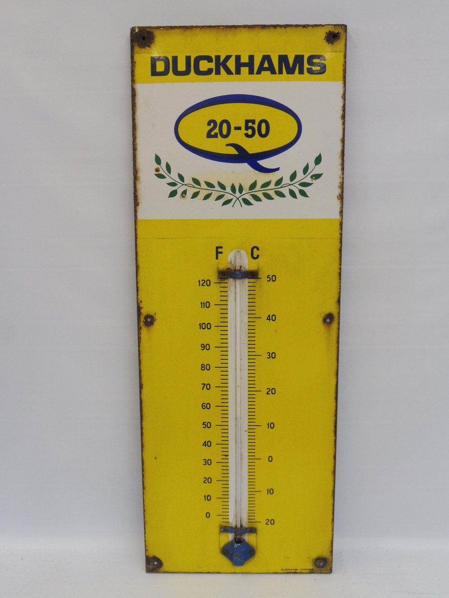 A Duckhams 20-50 enamel thermometer by Burnham, 13 x 36