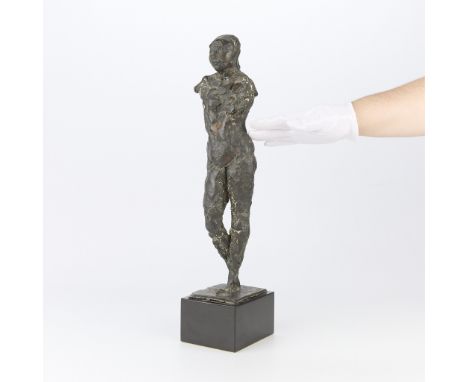 Unsigned abstract bronze sculpture in the form of a feminine figure similar to sculptures by Elisabeth Frink, 20th century. W