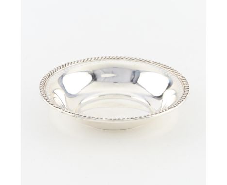 Watson Company sterling silver dish with pierced laurel decoration and decorative edge. Marked with crown, W, and lion for Wa