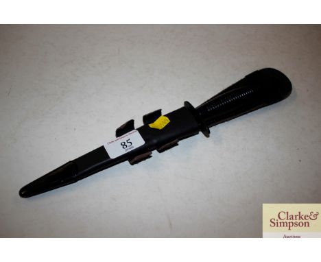 A commando dagger Third Pattern