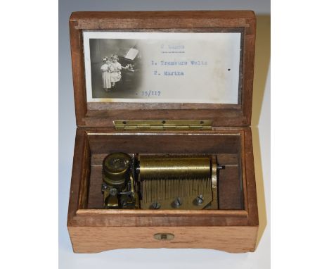 An early 20th century Swiss rectangular casket music box, 5.5cm cylinder playing two airs on a one-piece comb, tune sheet no.