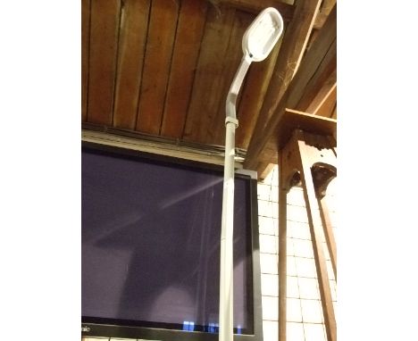 READING LAMP