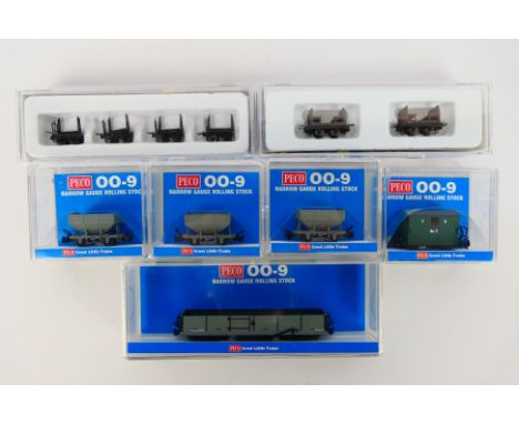 Peco - Minitrains - Seven Narrow Gauge Rolling stock to include 3x GR034OUG Snailbeach District Railway 4-Wheel Hopper Wagon-