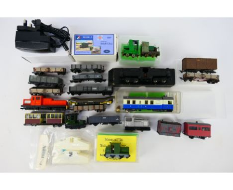 Liliput - Bachmann - others - An unboxed assortment of European manufactured and kit built 009/HOe gauge locomotive and rolli