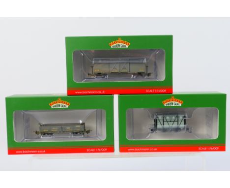 Bachmann Narrow Gauge - Three 1:76/009 Scale Rolling stock items to include 393-050 D Class Open Bogie Wagon WD Grey (Weather