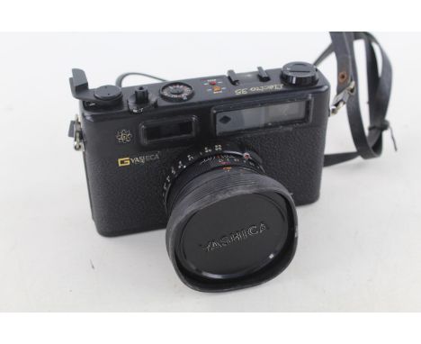 G Yashica Electro 35 GT RANGE FINDER FILM CAMERA (Black) Color-Yashinon DX 45mm F/1.7 Lens  Winds and fires as should Apertur