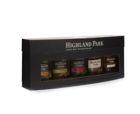 HIGHLAND PARK MINAITURE SET (5X5CL) Single Malt Scotch Whisky Includes Highland Park 30 years old (48.1%), 25 years old (48.1