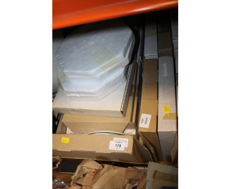 A LARGE QUANTITY OF MOSTLY BOXED COLLECTORS PLATES 