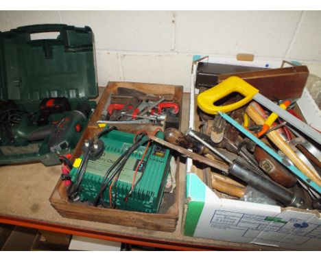 A CASED BOSCH DRILL TOGETHER WITH TWO TRAYS OF TOOLS, BATTERY CHARGER ETC