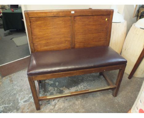 AN OAK TALL BENCH WITH UPHOLSTERED LEATHER SEAT, W 120 CM