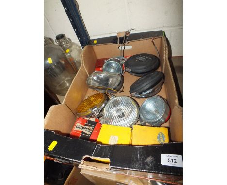 A TRAY OF CAR HEADLIGHTS ETC TO INCLUDE LUCAS