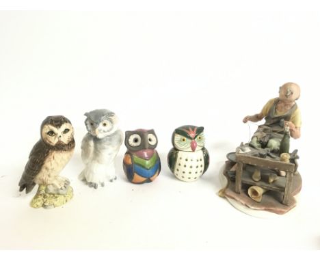 Owl figures including Royal Doulton, Nao etc and a Capodimonte figure. This lot cannot be posted- NO RESERVE