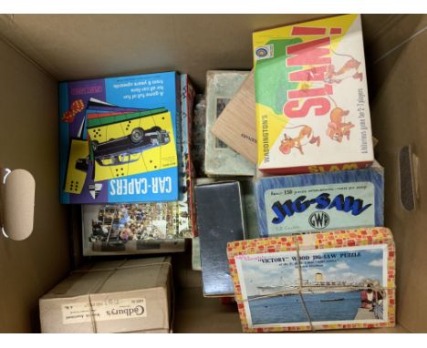 A collection of vintage Chad valley games, jigsaws. (D)