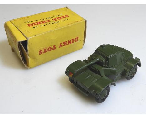 DINKY TOYS 670 ARMOURED CAR - BOX 