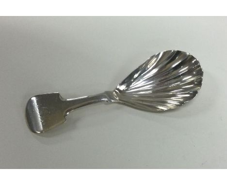 ABERDEEN: A Scottish Provincial silver caddy spoon. Circa 1820. By Peter Ross. Approx. 9 grams. Est. £150 - £200.