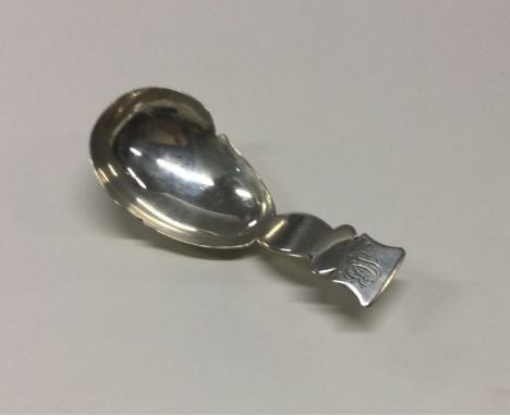 A George III silver caddy spoon. London 1810. By Thomas Johnson. Approx. 14 grams. Est. £50 - £80.