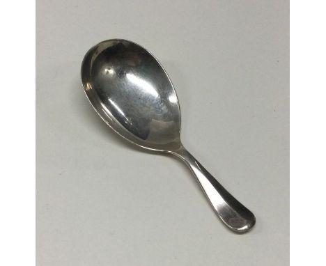 An Edwardian silver caddy spoon. Sheffield 1909. By Henry Aitken. Approx. 17 grams. Est. £20 - £30.