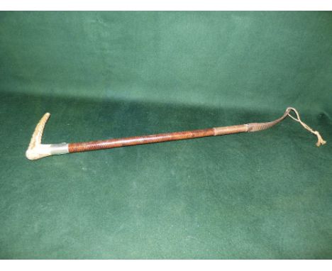 Ladies hunting crop with plaited leather shaft