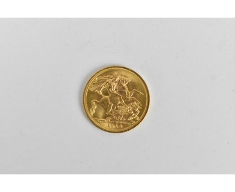 United Kingdom - Elizabeth II (1952-2022) Sovereign, dated 1964, first laureate portrait of Queen Elizabeth II, right, ./. St