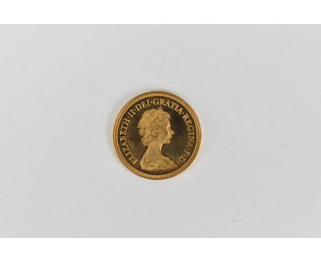 United Kingdom - Elizabeth II (1952-2022) Sovereign, dated 1979, second crowned portrait of Queen Elizabeth II, right, ./. St