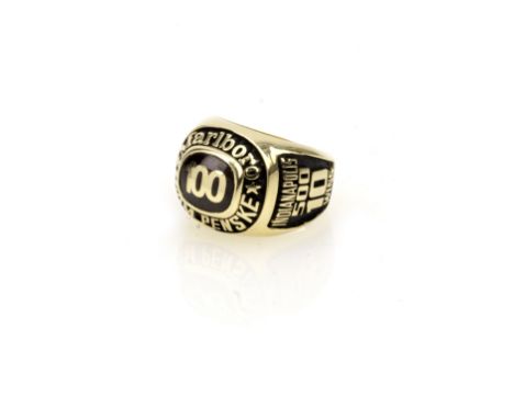 A 2000 Marlboro Team Penske 100 victories 'Ten Seasons-Ten Wins' Championship gold ring,gentleman's ring, size L, marked 'JOH