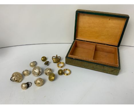 Trinket Box and Contents - Buttons 