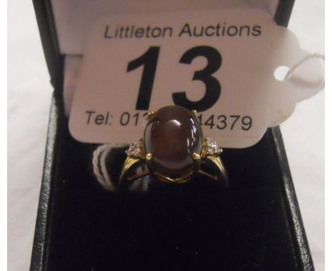 Gold star sapphire and diamond set ring - Estimate £80 to £120