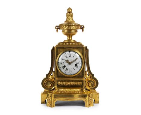 Pendule im Louis XVI-StilHöhe: 36 cm.Zifferblatt signiert „Herbault A Paris“.Paris, Ende 18. Jahrhundert.Funktionen: Schlosss