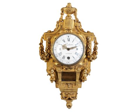 Louis XVI-Cartel UhrHöhe: 49,5 cm.Breite: 27 cm.Zifferblatt signiert „Robert A Paris“.Paris, um 1760.Funktionen: Schlag auf G