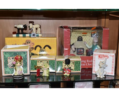 A GROUP OF POCKET DRAGONS AND WALLACE &amp; GROMIT FIGURES, comprising a boxed Coalport Characters Wallace &amp; Gromit 'Oh, 