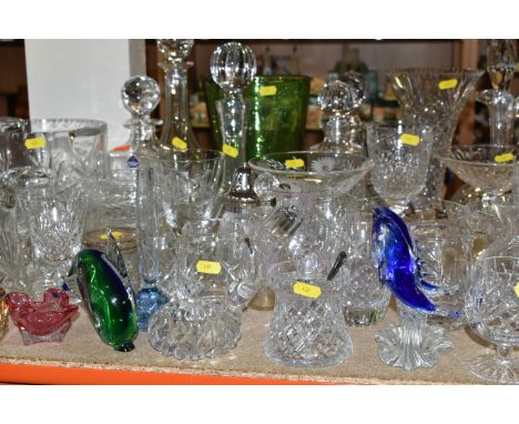 A SELECTION OF CLEAR AND COLOURED GLASS WARES ETC, to include a boxed Edinburgh Crystal square form decanter, Thomas Webb dec