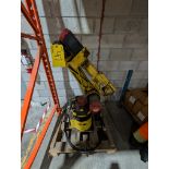 2004 FANUC M-6IB ROBOT (NEEDS REPAIR, ROBOT ARM ONLY)
