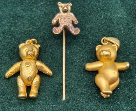 18ct yellow gold bear pendant. [1.48grams] 9ct yellow gold bear pin [1.14grams] and gilt metal Steiff bear pendant with movab