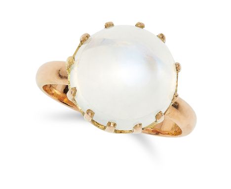 MOONSTONE DRESS RING in 18ct yellow gold, set with a cabochon moonstone, stamped 18CT, size K / 5, 4.6g.