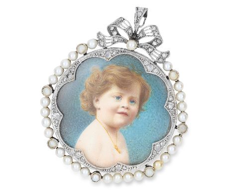 ANTIQUE PEARL AND DIAMOND PORTRAIT MINIATURE BROOCH / PENDANT in high carat yellow gold, set with seed pearls and rose cut di