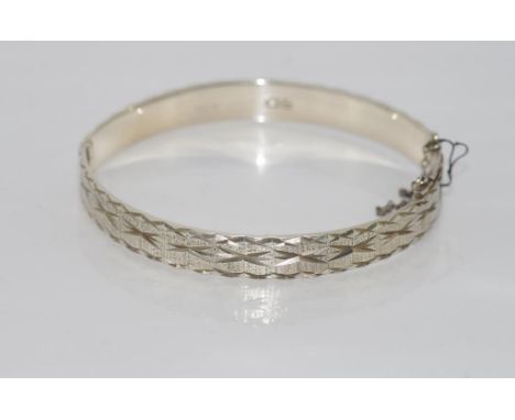 Hallmarked sterling silver bangle marked Birmingham 1975