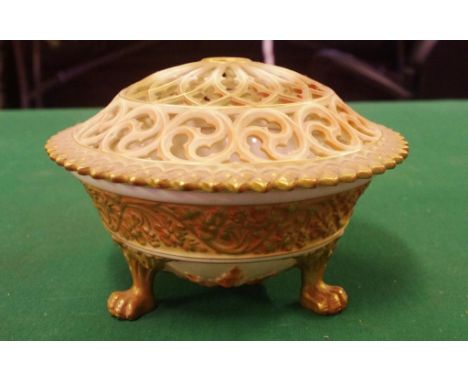 Royal Worcester porcelain reticulated covered pot in the Persian style, green marks to foot, no.846, stands 12.5cm tall, the 
