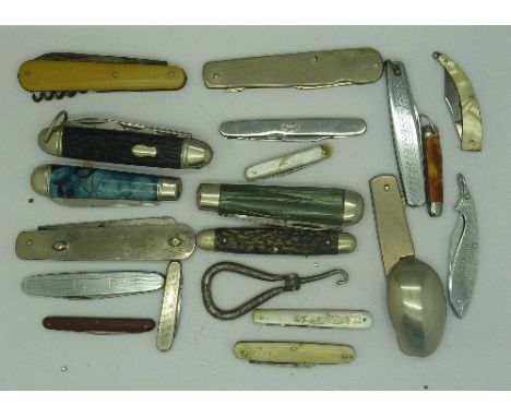 Eighteen penknives and a button hook