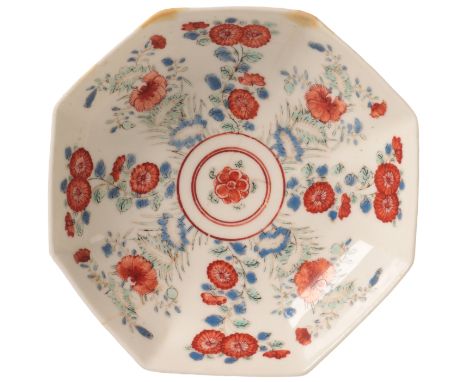 A CHELSEA PORCELAIN OCTAGONAL KAKIEMON-STYLE SAUCER circa 1750, decorated with stylised flowers and tendrils, 11cm wideProven