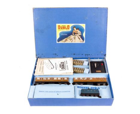 A Hornby Dublo 3-rail electric train set EDP1 Passenger Train. Comprising LNER class A4 4-6-2 tender locomotive Sir Nigel Gre