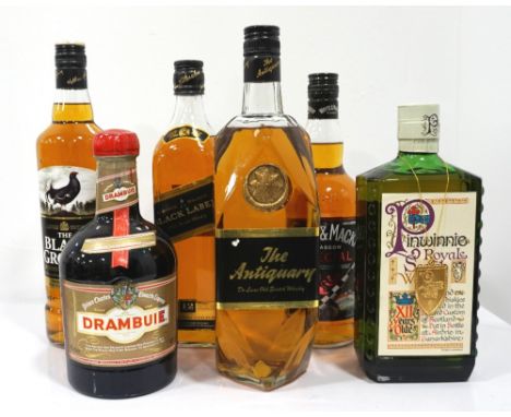 A SELECTION OF SCOTCH WHISKYA selection of six bottles, comprising: THE ANTIQUARY DE LUXE OLD SCOTCH WHISKY (1970's), No stre