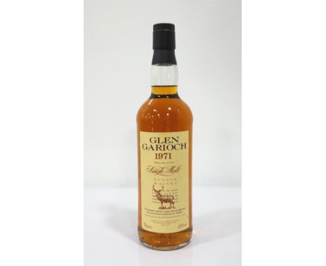 GLEN GARIOCH 1971A great rare bottling of the Glen Garioch 1971 Single Malt Scotch Whisky bottling for Oddbins.  70cl.  43% a