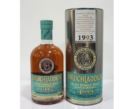 BRUICHLADDICH 1993 - ODDBINSA rarely seen bottle of Bruichladdich 1993 Vintage Recioto Finish Single Malt Scotch Whisky bottl