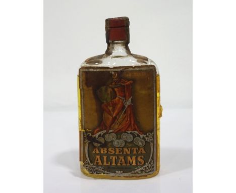 ABSENTA ALTAMS 1940-1950'SAnother rare bottle of Absinthe, this time from the Altimiras Distillery in Spain.  Presented in a 