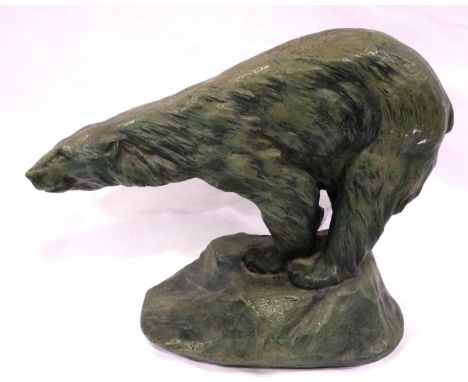 Large Austrian Amphora polar bear figurine, L: 30 cm.  P&amp;P Group 3 (£25+VAT for the first lot and £5+VAT for subsequent l