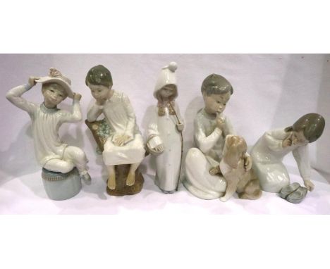 Five Lladro figures. P&amp;P Group 3 (£25+VAT for the first lot and £5+VAT for subsequent lots) 