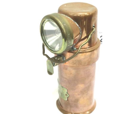 Copper and brass mining inspection lamp, type BE3, with brass label stamped CEAG no 1674, H: 17 cm. P&amp;P Group 2 (£18+VAT 